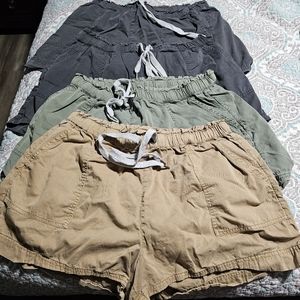 Four pairs of Aerie Shorts XL